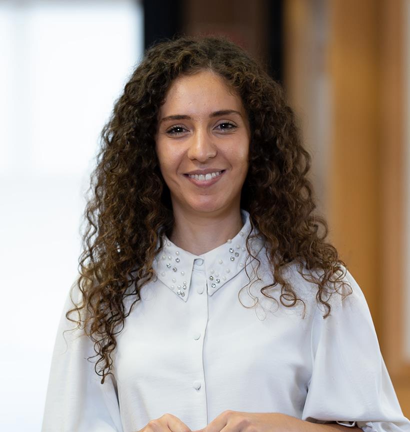 Cláudia Campos - Garrigues